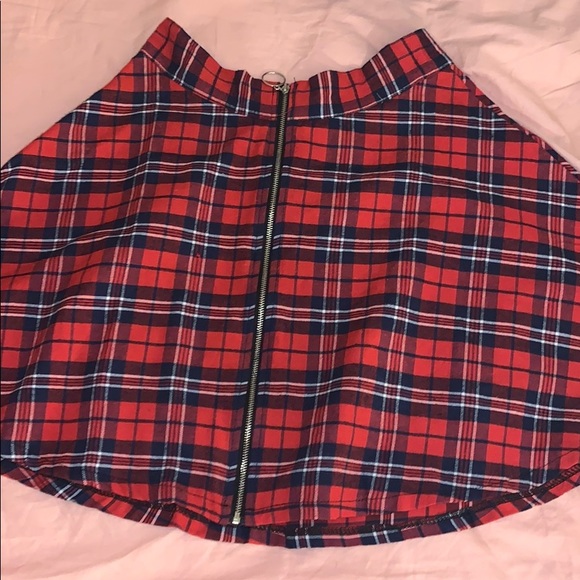 plaid zip up skirt - Picture 2 of 3